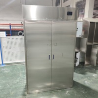 Armoire de stérilisation d'entrée pour la transformation de la viande de qualité industrielle, avec désinfection à l'ozone et séchage à l'air, en SUS304