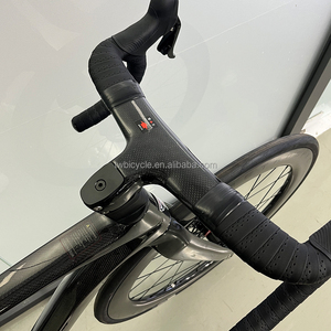 Vélo de route en fibre de carbone 8,8 kg, groupe électronique sans fil 24 vitesses Wheeltop, roues de 60 mm, cadre aérodynamique complet pour unisexe Cyclone-3rd - Product Image 4