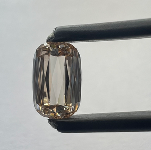 เพชรเม็ดเดี่ยวคุณภาพสูง ระดับหรูหรา ระยิบระยับ สวยงาม โดดเด่น ผลิตในห้องปฏิบัติการ สำหรับทำเครื่องประดับ ความใสสูง เจาะด้วยเลเซอร์ รูปทรงบริลเลียนท์ - Product Image 3