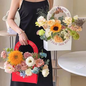 Panier à fleurs creux simple en papier, bouquet de fleurs artificielles, boîte d'emballage en papier pour arrangement floral - Product Image 3