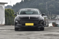 Véhicule électrique berline Hongqi E-QM5 2026 certifié GCC et UE, autonomie 500 km, véhicule à énergie nouvelle