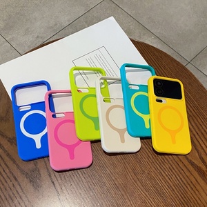 เคสโทรศัพท์ซิลิโคนเหลวแม่เหล็กแฟชั่น สำหรับ Xiaomi 17 Pro Max 14 15 Pro รองรับการชาร์จไร้สาย ป้องกันแรงกระแทก ฝาหลังป้องกัน - Product Image 2