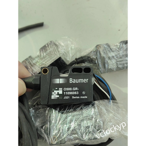 เซ็นเซอร์โฟโตอิเล็กทริคแบบกระจายแสง Baumer O500.GR-11096063 ใช้สำหรับตรวจจับแบบขวาง - Product Image 1