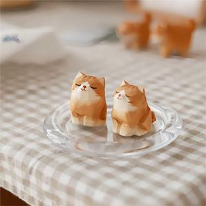Regali a Tema Gatto, Statuetta in Miniatura di Gatto Tabby, Piccola Scultura in Legno Intagliata a Mano per Decorazione Casa - Product Image 2