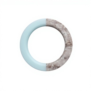 Nouvel ensemble de bracelets fantaisie en résine colorée en forme de cœur, unisexe, décontracté, sportif, élégant, romantique, multicolore, empilable, tendance - Product Image 6