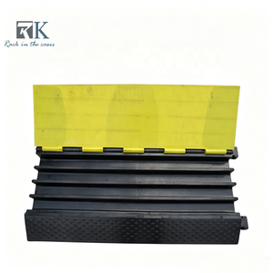 แผ่นยางป้องกันสายเคเบิลแบบพกพาสำหรับงานกลางแจ้ง - Product Image 1