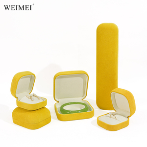 กล่องกำมะหยี่สีเหลือง WEIMEI สั่งทำโลโก้ได้ สำหรับแหวน สร้อยคอ กำไล ต่างหู บรรจุภัณฑ์ร้านขายเครื่องประดับระดับไฮเอนด์ - Product Image 5