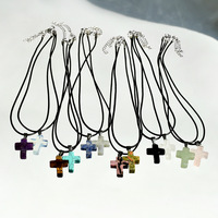 Collier pendentif en cuir naturel en forme de croix en pierre d'oeil de tigre et de turquoise pour femmes et hommes