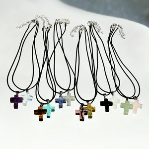 حبل جلد طبيعي متقاطع شكل حجر عين النمر قلادة للنساء والرجال - Product Image 4
