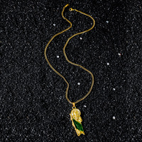 Collier Pendentif Religieux Saint Jude Or Émail Vert Cristal Halo Bijoux Catholiques Vente en Gros Pendentif Saint pour Femme