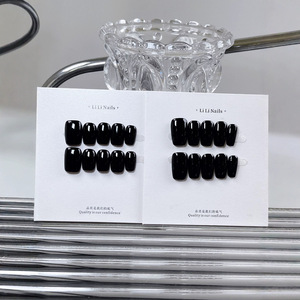 Faux ongles courts noirs classiques style gothique audacieux, 10 pièces, réutilisables, en acrylique, faits à la main, à presser, emballage en gros - Product Image 5