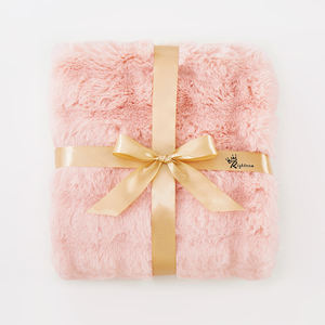 Manta de Lujo <span class=keywords><strong>Toscana</strong></span> para Cama Doble, Manta de Conejo Rosa de Doble Cara, Manta Moderna Suave con Textura de Burbujas, Mantas Decorativas de Piel Sintética - Product Image 1