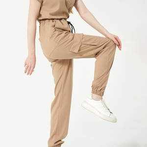 Bestex Custom Female Medical Care Workers Scrub Sets Estomatólogo Enfermera Ropa DE TRABAJO Lavado a mano Trajes de cepillado Split Short - Product Image 4