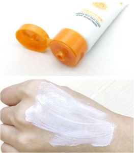 <span class=keywords><strong>Protector</strong></span> <span class=keywords><strong>solar</strong></span> <span class=keywords><strong>de</strong></span> belleza orgánico al por mayor del fabricante, crema SPF50, Etiqueta Privada, bloqueador <span class=keywords><strong>solar</strong></span> blanqueador, vitamina C, minerales, cuidado <span class=keywords><strong>de</strong></span> la piel - Product Image 4