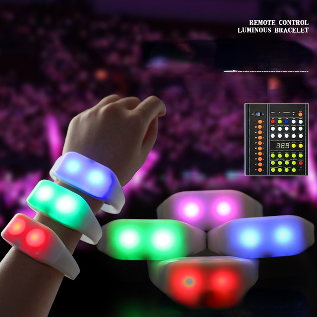 New 433mhz DMX Remote Controlled RGB LED Bracelet Festival Flashlight Led Wristband WF Controller LED Bracelet for Event
