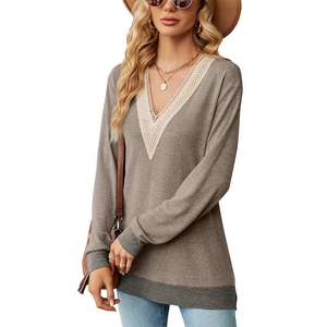 Blusa de Mujer con Cuello en V y Encaje de Talla Grande Personalizada - Product Image 3