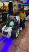 Manège pour enfants attrayant en fibre de verre, thème course automobile 3D, éducatif, pour machine de jeu, usage intérieur, en anglais