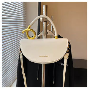 Sac bandoulière minimaliste unique, nouvelle collection 2026, tendance, couleur bonbon texturée, pour femme, idéal pour les trajets quotidiens - Product Image 3