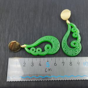Boucles d'oreilles en pierre précieuse de jade, bijoux en or 18k, vert naturel, sculpté, forme de goutte, vintage, nouveaux designs, tendance - Product Image 6