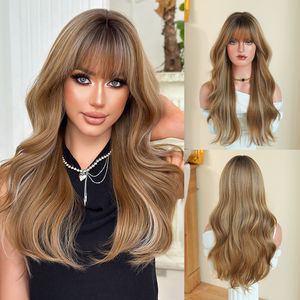 Perruques synthétiques de 24 pouces, marron <span class=keywords><strong>doré</strong></span> à blond clair moyen avec frange, en fibre résistante à la chaleur, aspect naturel mat - Product Image 1