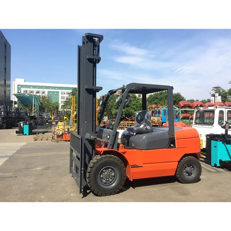 Tragbarer Gabelstapler 4000kg Chinesische berühmte Marke Diesel kraftstoff behälter Mast Gabelstapler Preise tragbare LKW Lade förderer