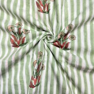 Tela Popelina de Algodón con Rayas Verde Menta y Estampado Floral Coral, 58/60 Pulgadas, Material Textil Transpirable para el Hogar - Product Image 6
