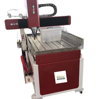 Machine de gravure publicitaire CNC automatique 6090, pour signalétique bicolore, acrylique, bakélite, gravure sur glace, relief fin/esculpture ronde