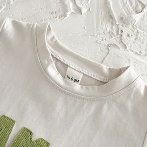 1 Uds etiqueta personalizada MAMAS BOY letra poliéster traje verano Bebé Ropa Infantil cuello redondo Top pantalones cortos niños niño ropa conjunto - Product Image 3