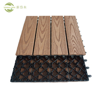 Dalles de terrasse en composite bois WPC 300x300 mm à installation facile pour extérieur, idéales pour le bricolage