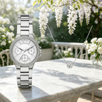 Montre à quartz ultra-fine de luxe à trois aiguilles avec collier assorti pour femmes