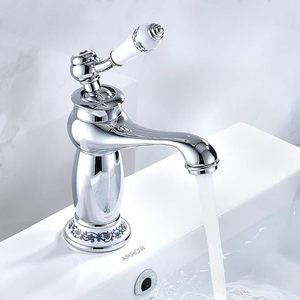 <span class=keywords><strong>Miscelatore</strong></span> per <span class=keywords><strong>Lavabo</strong></span> <span class=keywords><strong>Bagno</strong></span> in Ottone Cromato Stile Vintage Antico con Maniglia Singola in Ceramica (Argento) - Product Image 4