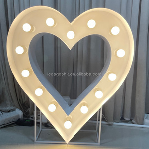 ป้ายไฟ LEDA รูปทรงหัวใจ ตัวอักษรไฟ LED ป้ายไฟตัวเลขสำหรับงานแต่งงาน ป้ายโฆษณาขอแต่งงาน - Product Image 2
