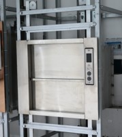 Chariot de livraison de nourriture pour restaurants et hôtels, type ascenseur, chariot de cuisine BKLY-300, nouveau modèle pour usage commercial en cuisine