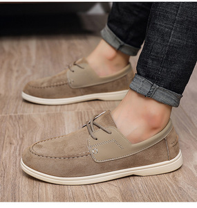 Chaussures bateau tendance européenne en faux daim contrastant, en microfibre douce anti-bouloches, antidérapantes pour homme, toutes saisons, en stock - Product Image 3