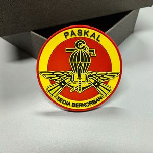 Patch en PVC tactique personnalisé pour vêtements, avec logo 3D en caoutchouc souple, en PVC, en silicone, lettres gaufrées, thermocollant, pour garçons - Product Image 3