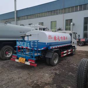 Camión Cisterna <span class=keywords><strong>de</strong></span> <span class=keywords><strong>Agua</strong></span> Dongfeng Dolica <span class=keywords><strong>de</strong></span> 5m³ <span class=keywords><strong>de</strong></span> <span class=keywords><strong>Segunda</strong></span> <span class=keywords><strong>Mano</strong></span>, Camión Cisterna Verde Usado para Riego <span class=keywords><strong>de</strong></span> Carreteras - Product Image 6