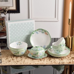 Wholesale White Rose Series Exquisite Bone China Soup Pot Tableware Wedding and Housewarming Gifts - Product Image 4