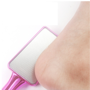 أدوات العناية بالأقدام مخصصة من الشركة المصنعة ، جهاز إزالة الكالس من الفولاذ المقاوم للصدأ مزدوج الجانب ، ملف القدم بمقبض بلاستيكي طويل - Product Image 3