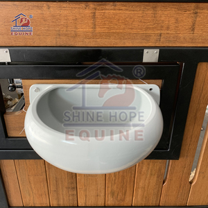 इक्वाइन उत्पादों एल्यूमीनियम हार्स स्थिर फीडर गर्त - Product Image 5