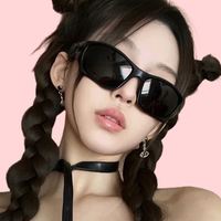 Kacamata Punk Unisex Personalisasi Lensa Ac Bingkai Pc Perlindungan Uv400