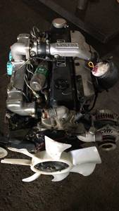 Nissans TD42T 145HP Motor diésel 6 cilindros 4.2L para NISSAN CIVILIANs - Product Image 5