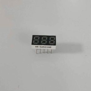 Pantalla Digital LED de Suministro Directo de Fábrica, Tubo Digital de Alta Luminosidad XR-S2531AR, Luz Roja, Montaje en Pared, 20V - Product Image 3