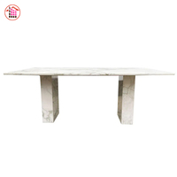 Table à manger en marbre blanc Calacatta, plateau en marbre naturel avec dalle polie pour projet de salle à manger de villa de luxe ou d'hôtel