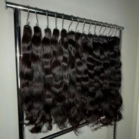 Paquete de cabello ondulado virgen alineado con cutícula completa 100%, cabello humano sin procesar cabello virgen de Malasia, vendedores de cabello Virgen al por mayor
