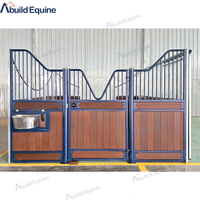Panneaux de box pour chevaux de conception européenne, revêtement poudré, pour écuries et granges équestres