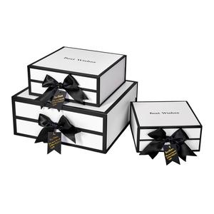 Piccola scatola regalo in cartone di cosmetici di lusso personalizzati inserto in schiuma EVA goffratura per carta cosmopolita con profumo lucidalabbra - Product Image 2