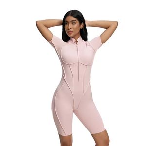 Body Deportivo Personalizado de Una Pieza sin Espalda y Mono Deportivo con Líneas - Product Image 4