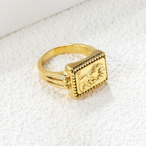 แหวนทองชุบลายสัตว์ทรงสี่เหลี่ยมสไตล์ยุโรปอเมริกัน สำหรับทุกเพศ เหมาะเป็นของขวัญ เครื่องประดับแฟชั่น - Product Image 1