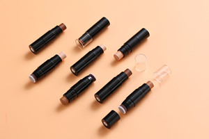 Stick de Maquillage 3D pour le Visage : Contouring, Éclaircissant, Ombre, Base, Poudre, Eyeliner Effet Chat, Blush - Marque Privée, Sans Parfum - Product Image 3
