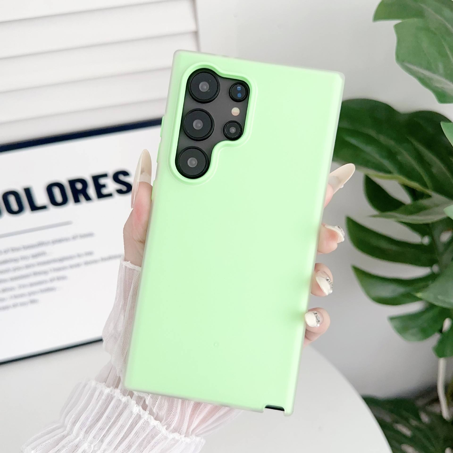 สีเขียว